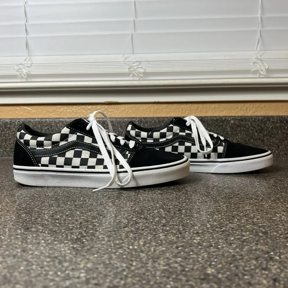 Vans Classic Men's Sz 9 Sneaker Skate Shoes Lace Up Low Black Check Suede/Canvas